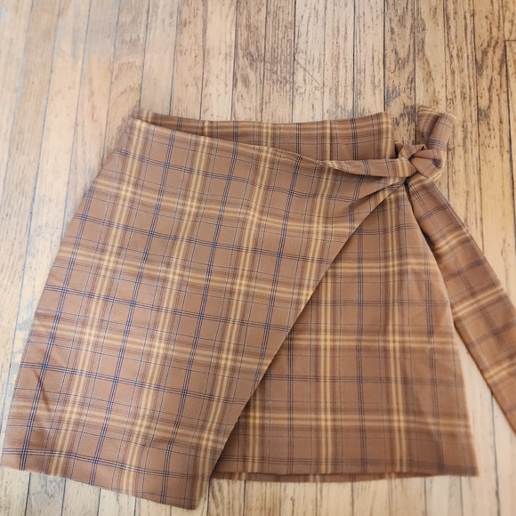 Wilfred Dresses & Skirts - Wilfred Brown Plaid Wrap Skirt